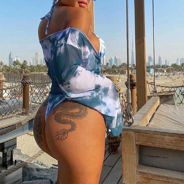 Zestaw bikini z modnym wzorem tie dye