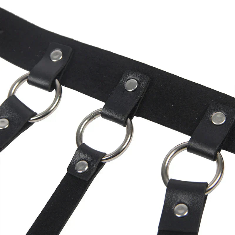 Harness na piersi z regulowanymi zapięciami