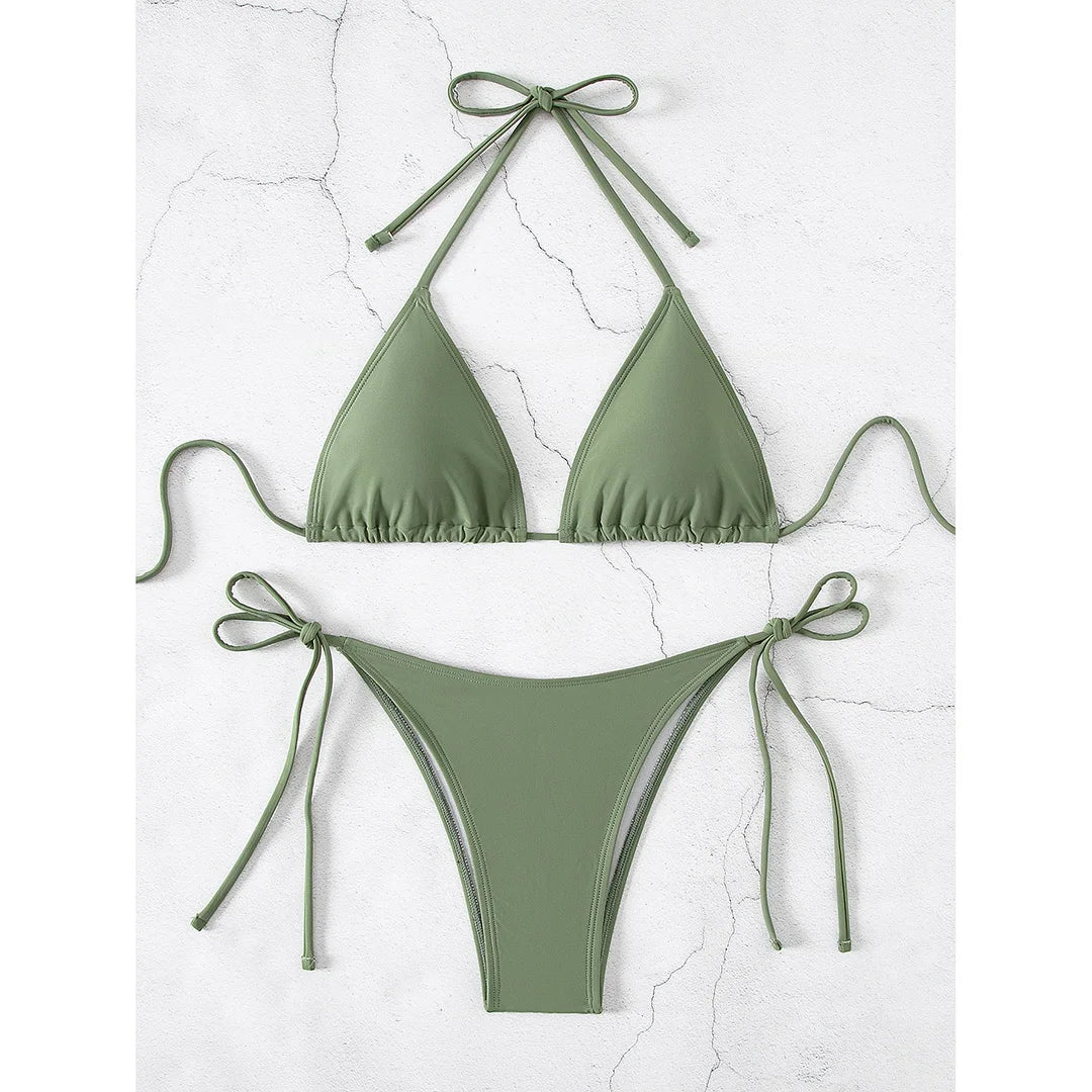 Bikini z regulowanymi miseczkami trójkątnymi