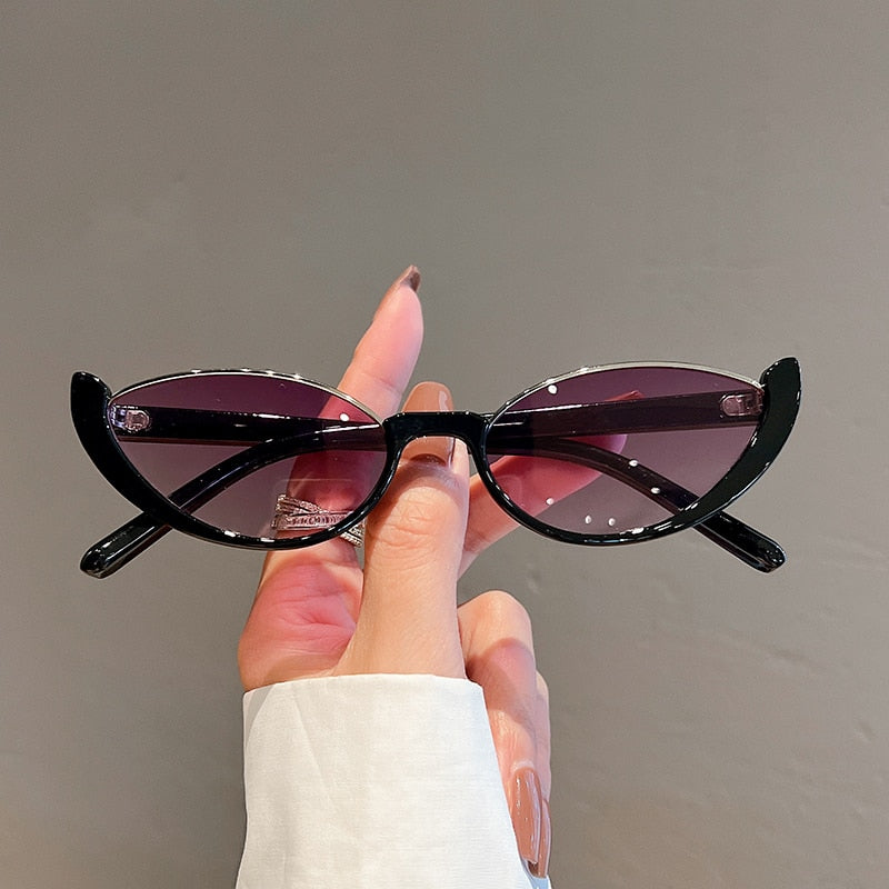 Damskie okulary przeciwsłoneczne o nieregularnym kształcie - Fioletowy / Uniwersalny