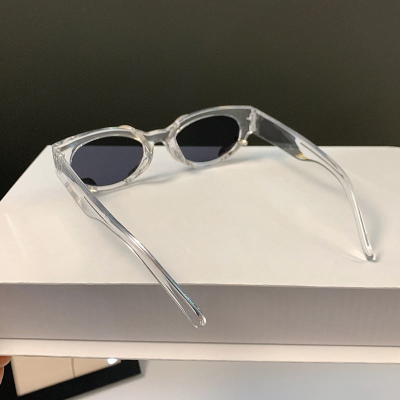 Damskie okulary przeciwsłoneczne z motywem węży