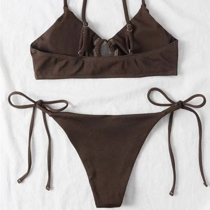 Prążkowany dwuczęściowy strój kąpielowy bikini w jednolitym kolorze