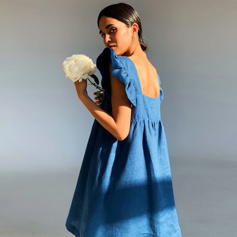 Prosta sukienka letnia mini z motylkowymi rękawami - Niebieski / XS