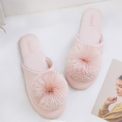 Różowy Miękkie eleganckie kapcie z pomponem
