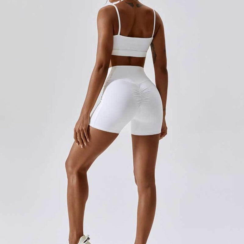 Sportowy komplet kopertowy top na ramiączkach i spodenki