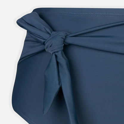 Strój kąpielowy plus size z efektownymi wiązaniami