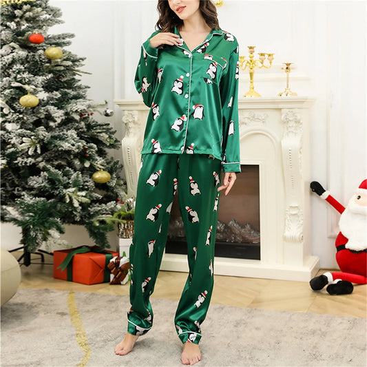 Świąteczna długa satynowa piżama z motywem pingwinów - Zielony / S