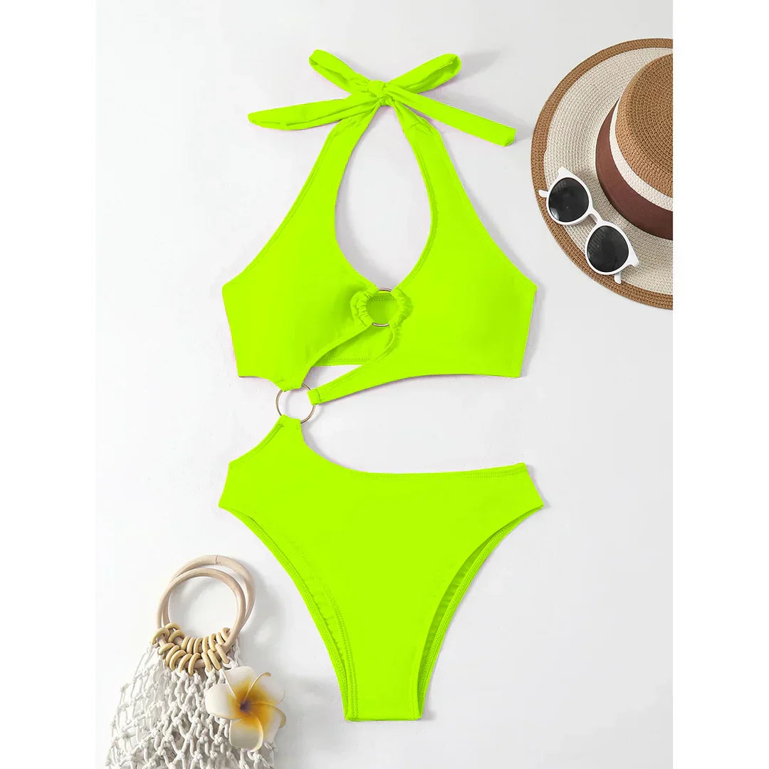 Monokini z asymetrycznym krojem