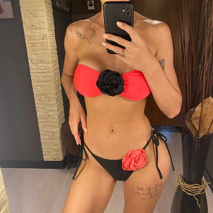Dwuczęściowy strój kąpielowy bandeau z regulowanym wiązaniem
