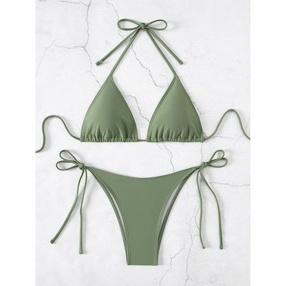 Bikini z regulowanymi miseczkami trójkątnymi