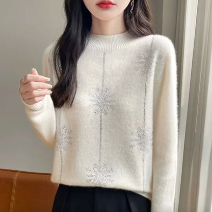 Miękki sweter z ozdobnymi śnieżynkami