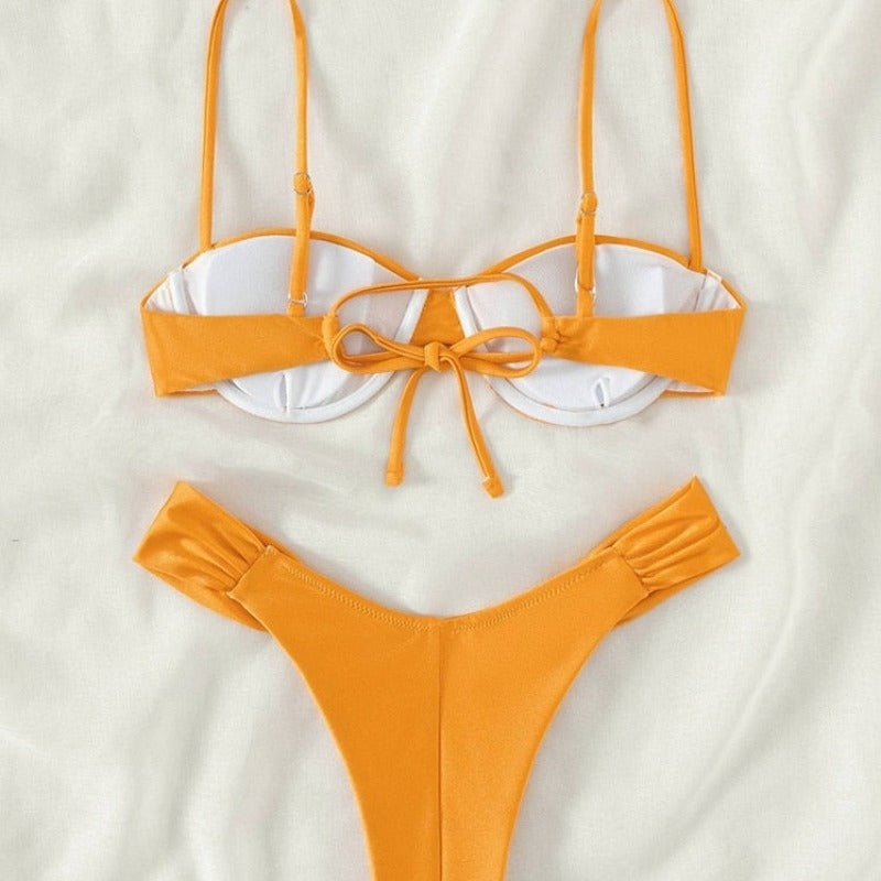 Dwuczęściowy strój kąpielowy bikini marszczony w jednolitym kolorze