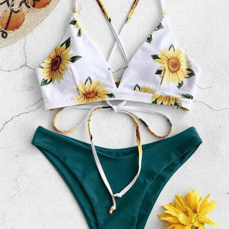 Dwuczęściowy strój kąpielowy bikini w kwiaty i gładkimi majtkami - Niebieski / S