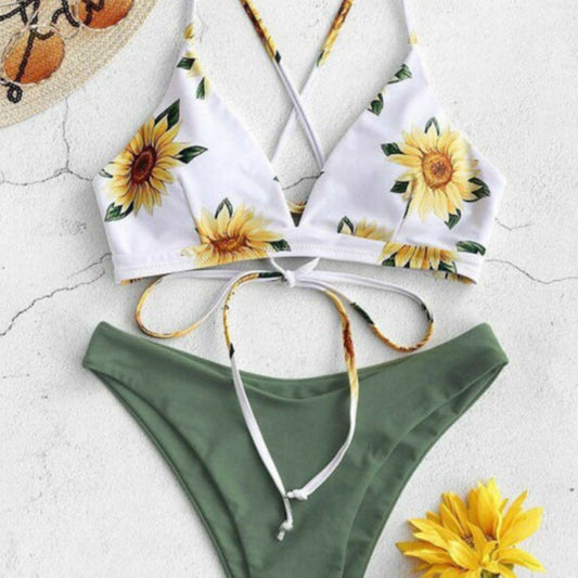 Dwuczęściowy strój kąpielowy bikini w kwiaty i gładkimi majtkami - Żółty / S