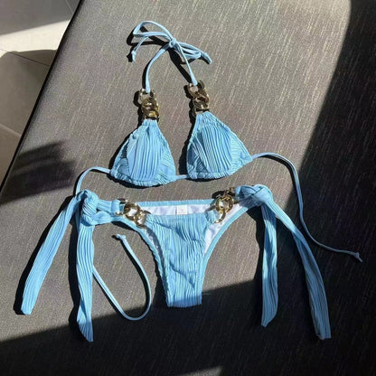 Fakturowany dwuczęściowy strój kąpielowy bikini z łańcuchem Imelda - Niebieski / S