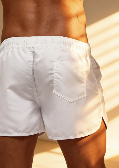 Wiązane męskie szorty kąpielowe z białym sznurkiem