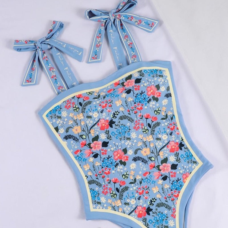 Klasyczny jednoczęściowy strój kąpielowy dwustronny w kwiaty