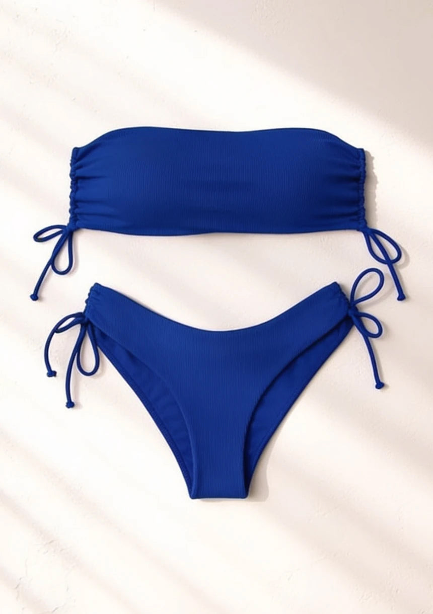 Dwuczęściowy strój kąpielowy bikini typu bandeau ze ściągaczami