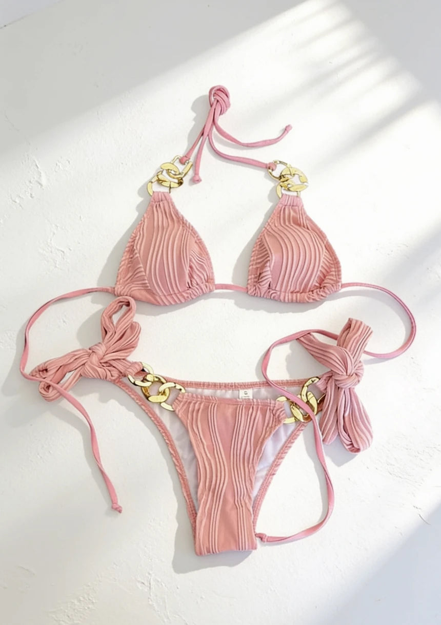 Fakturowany dwuczęściowy strój kąpielowy bikini z łańcuchem