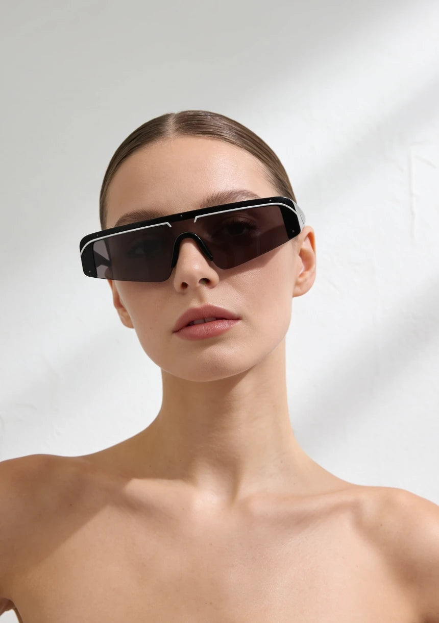 Futurystyczne okulary przeciwsłoneczne