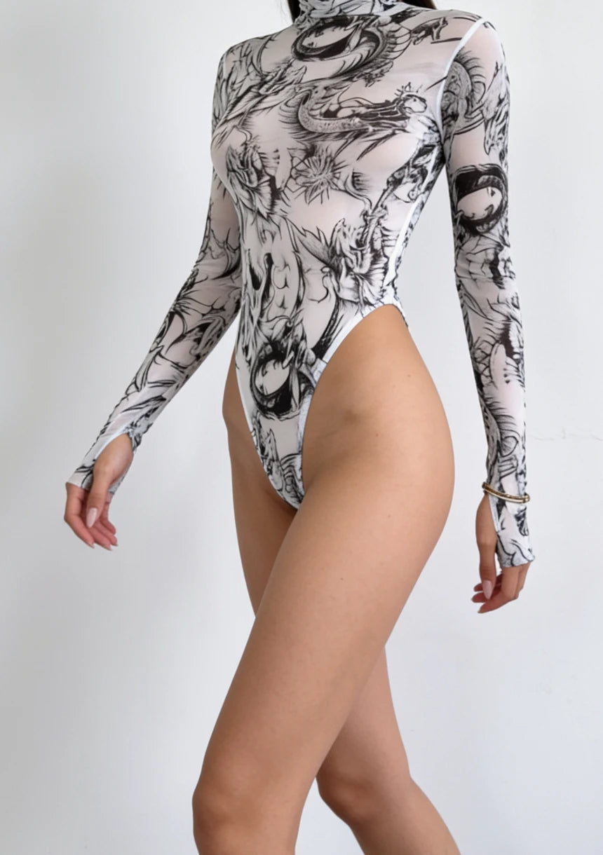 Body z długimi rękawami