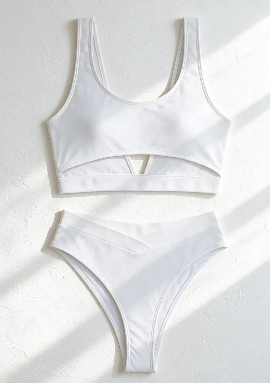 Dwuczęściowy strój kąpielowy bikini z wycięciem