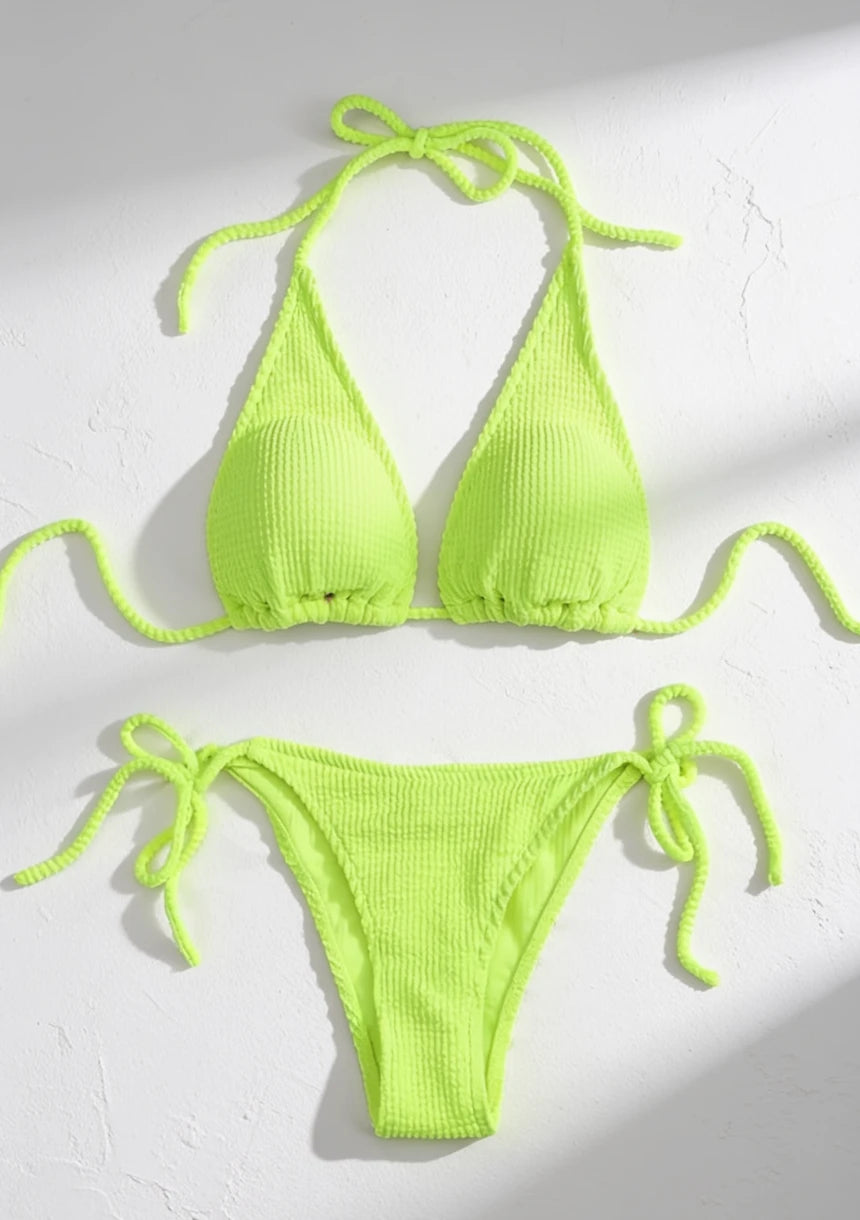 Dwuczęściowy strój kąpielowy bikini w prążki