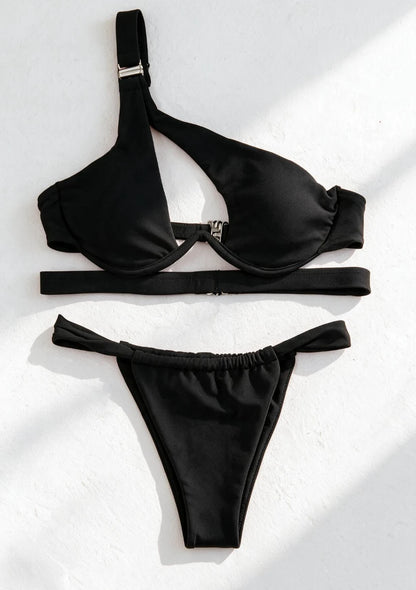 Asymetryczny dwuczęściowy strój kąpielowy bikini z klamrą na ramieniu