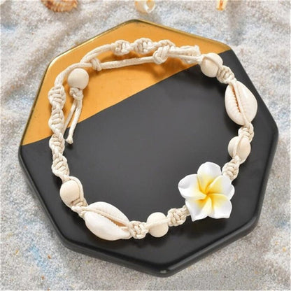 Pleciona bransoletka na kostkę z hawajskim kwiatem - Biały / Uniwersalny